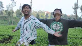 Download lagu steven jam sangat menyenangkan (itajes skap)