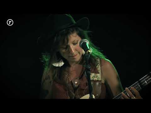 Mattanja Joy Bradley -Trouble Dear [LIVE]