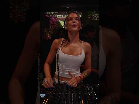 La La bring her selection to the Mixmag Lab with Cupra. Watch the full set 🔗