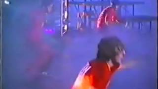 Da Boogie Crew Танцуют у Дельфина под песню Дилер (1998)