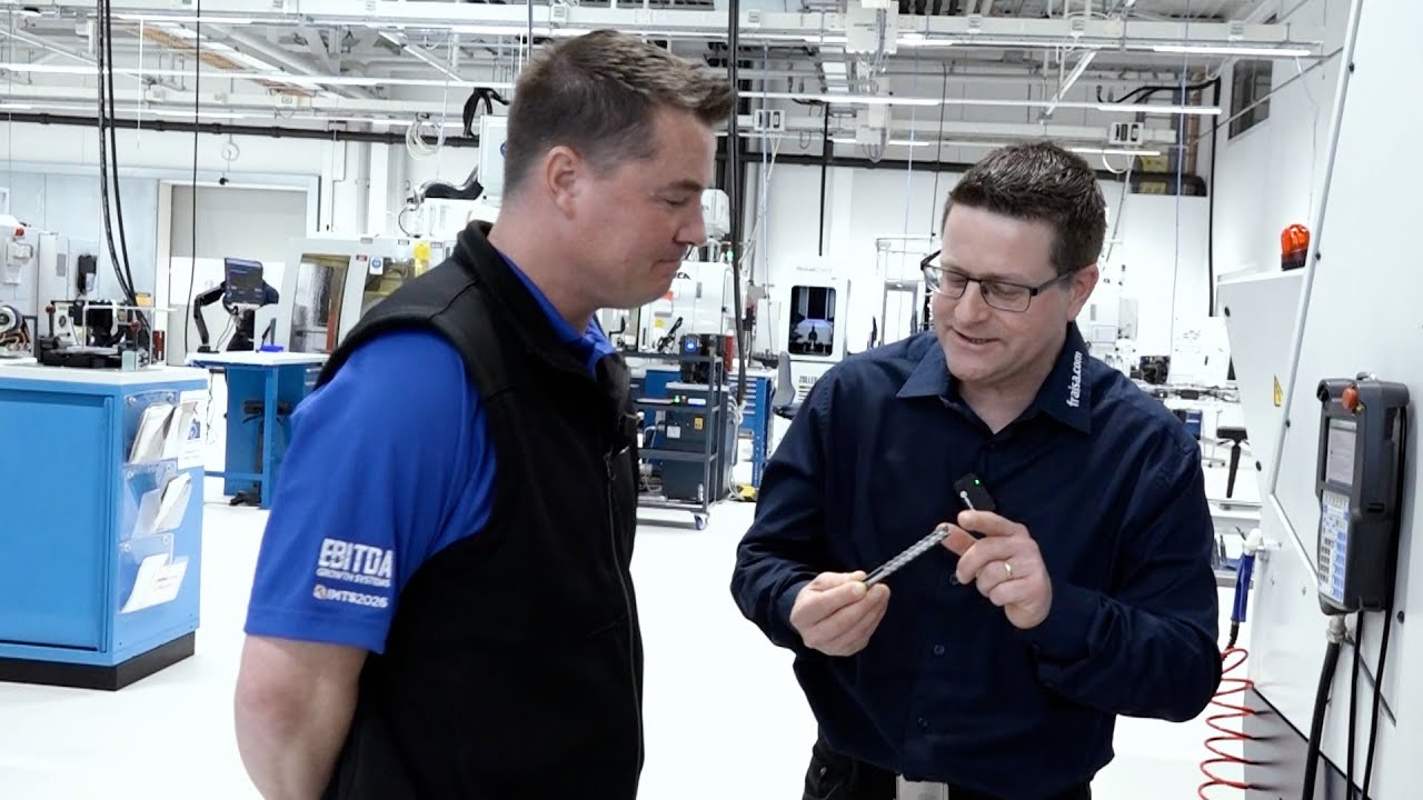 Tony Gunn entdeckt die Welt von FRAISA – Produktion & Präzision hautnah (Teil 1)