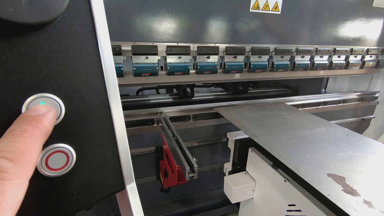 Abkantpresse Baykal APHS PRO 160ton