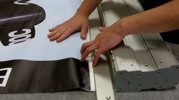 Mounting a graphic in the Expand MediaScreen 2 outdoor