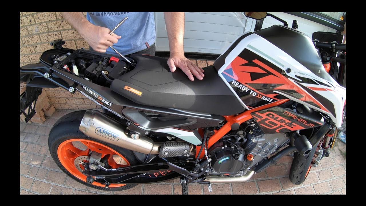 ktm 890 duke r seat height