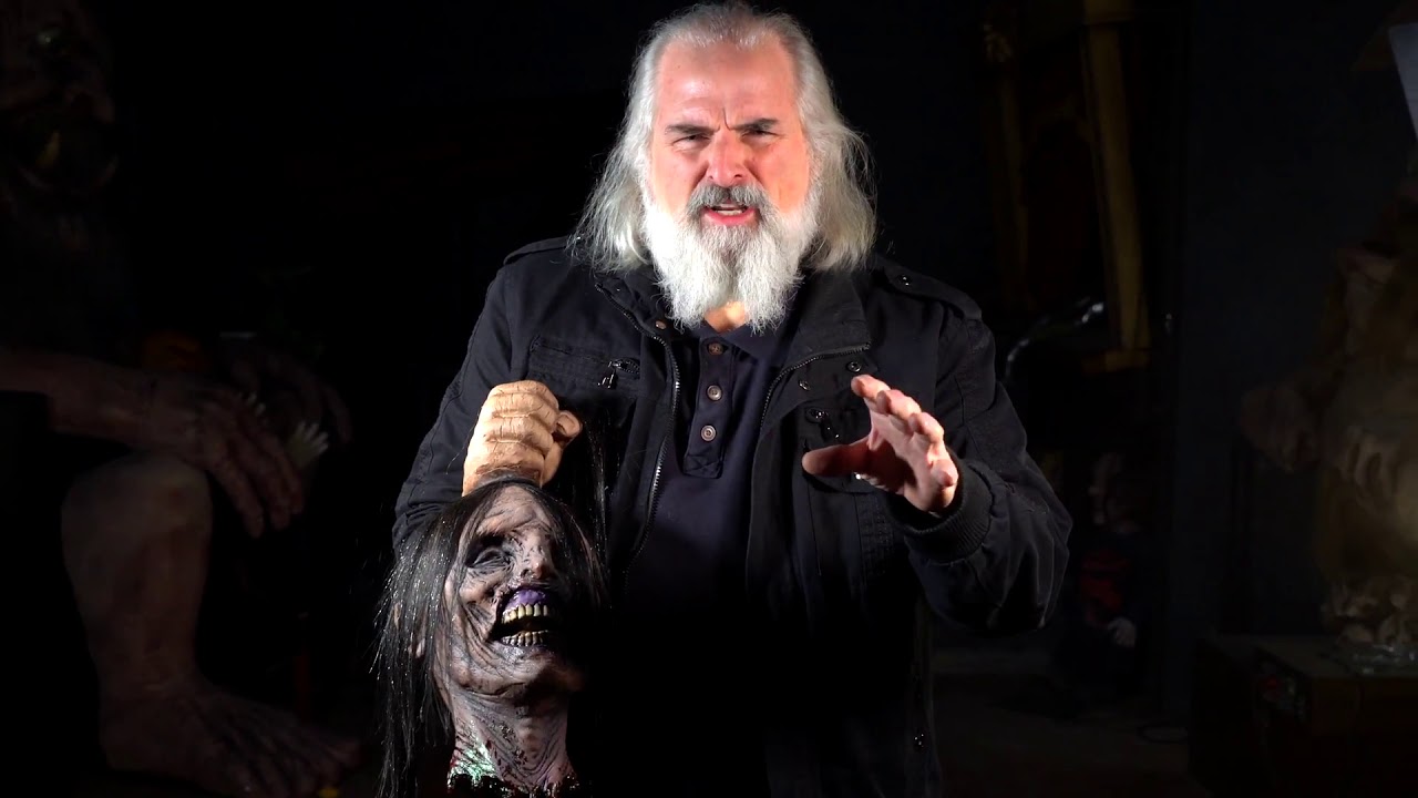 Corpse Beheaded Zombie Cut Off Head Halloween Prop