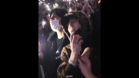 taekook singing "Falling" while holding each other 🥺😭😭😭😭💜