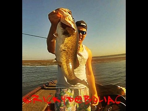 bass fishing at night Lake Okeechobee Crankin'