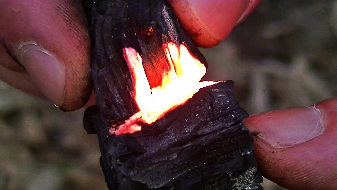Высекание огня кремнями