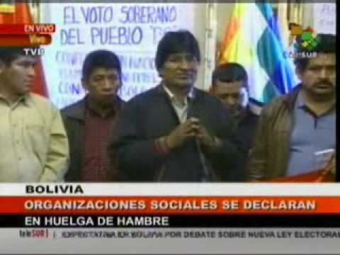 Evo Morales y dirigentes sociales en huelga de ham...