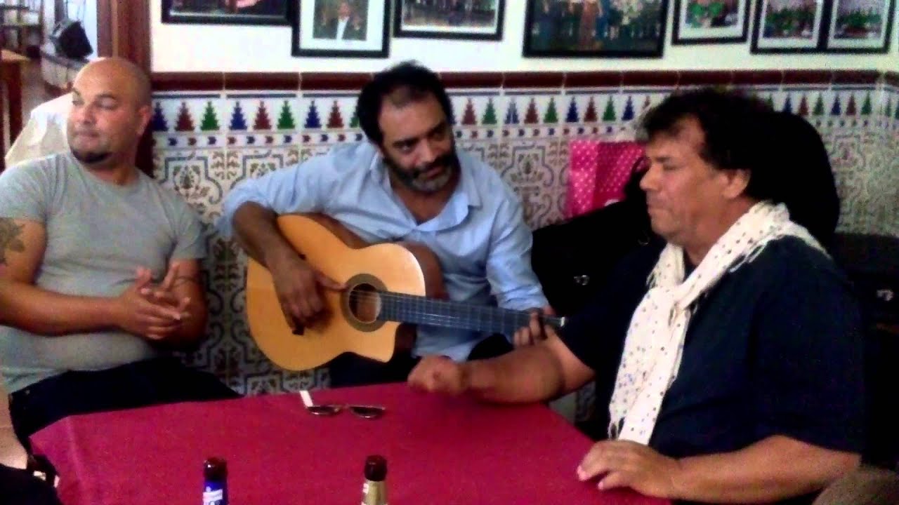 Caramelo chato y paquete