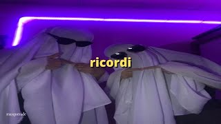 Video thumbnail of "pinguini tattici nucleari - ricordi (sped up)"