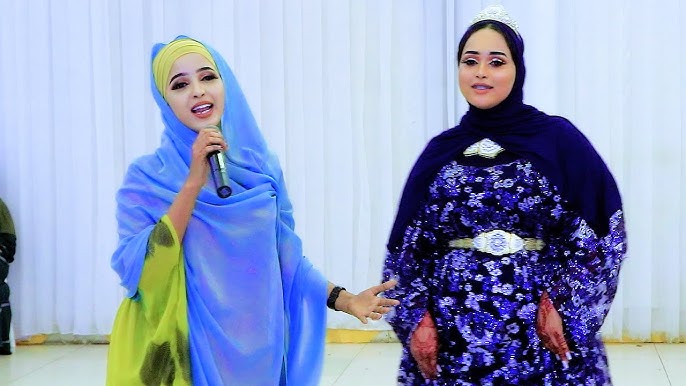 Qisqa, ortiqcha vaznli ayollar bilan jinsiy aloqa Dom 2 porno video: Bonya va Kuzmich