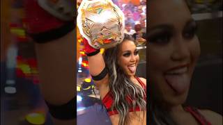 Roxanne Doesnt Play Well With Others