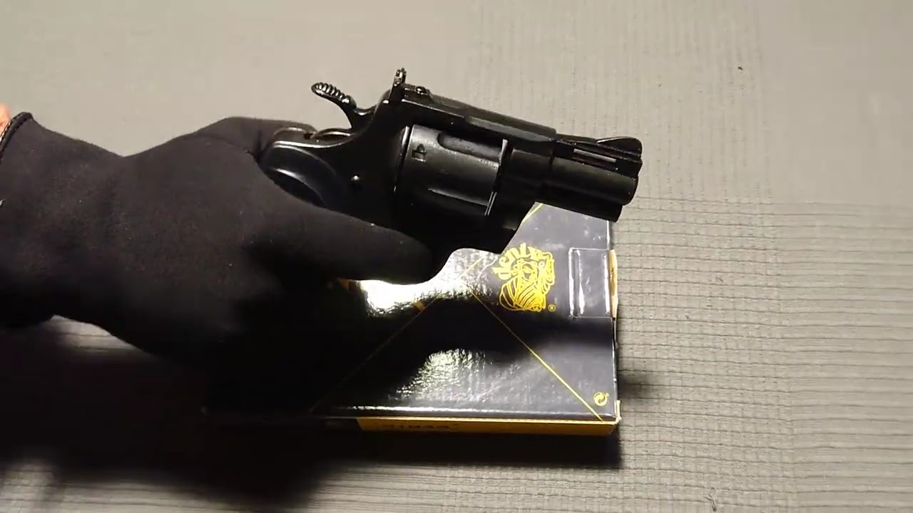 Револьвер Магнум Питон 357 2-х дюймовый, Magnum Phyton revolver 2", USA 1955, Denix 1062