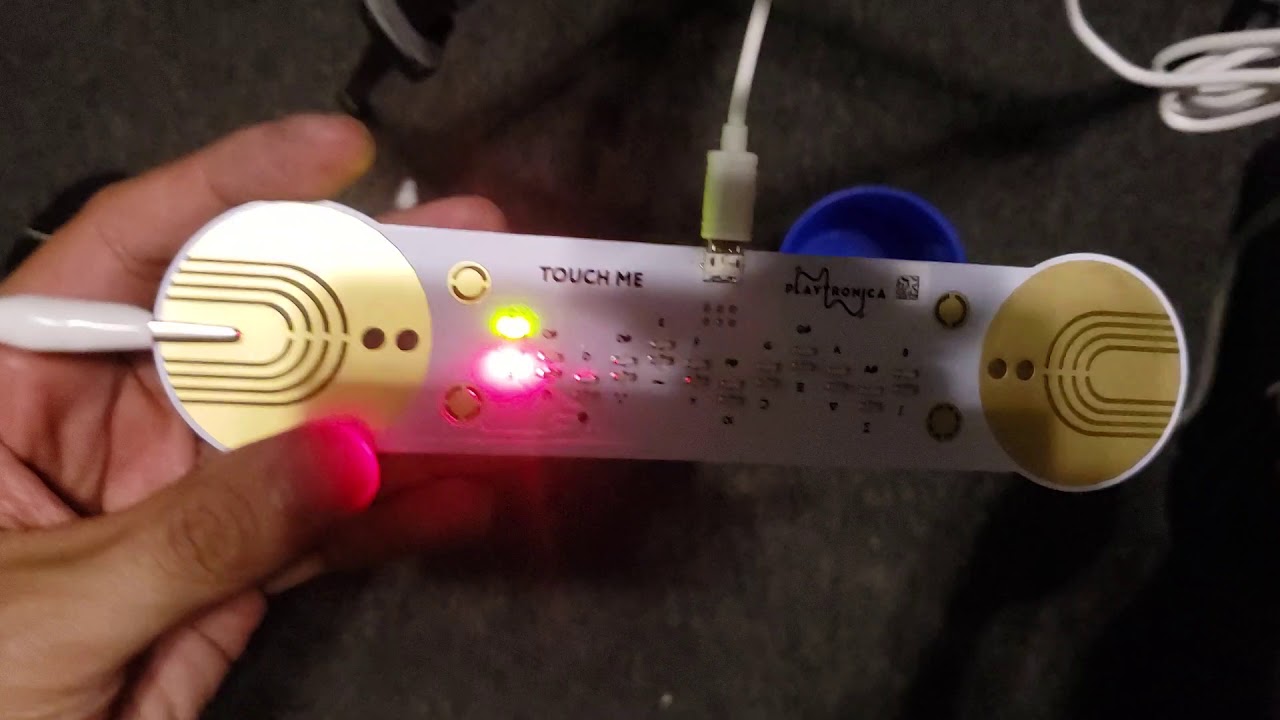 Touch me playtronica. Touch me playtronica. Плейтронику из чего делают. Touch mi. I touch.