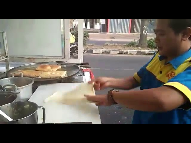 Martabak telor gudang rasa malang class=