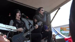 Motionless In White - Creatures   Warped Tour in Mansfield, MA 2011