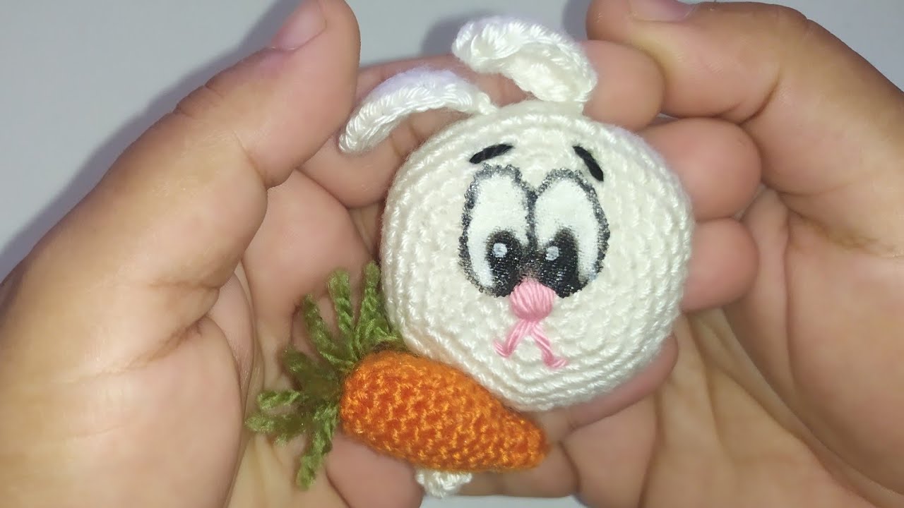 طريقة عمل ارنب ميدالية كروشيه اميجيرومي ماسك جزرةhow to crochet  rabbit amigurumi with his carrot