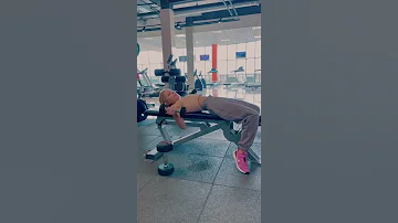 البنات لمى يتمرنو على الحديد Shorts 