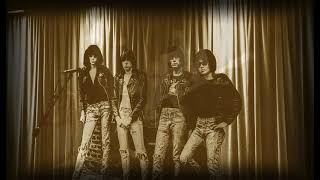 Download lagu RAMONES   -   Out Of Time