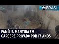 Homem é preso suspeito de manter família em cárcere privado por 17 anos | SBT Brasil (29/07/22)