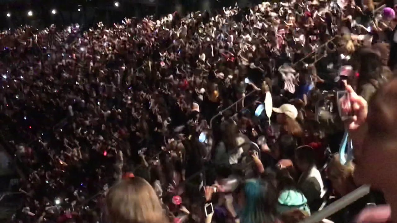 BTS Citi Field Mic Drop Love Yourself New York City