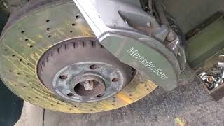 Changing Front Brake pad on a Mercedes Benz S550 : Video Series Part 1 of 2