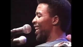 Izingqungqulu Zomhlaba||Sxaxa mbij live Performance 🔥