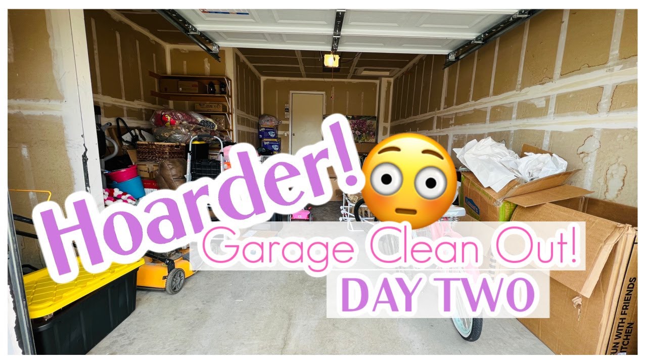 MASSIVE DECLUTTER | GARAGE CLEAN OUT DAY 2! SPRING CLEAN WITH ME ...