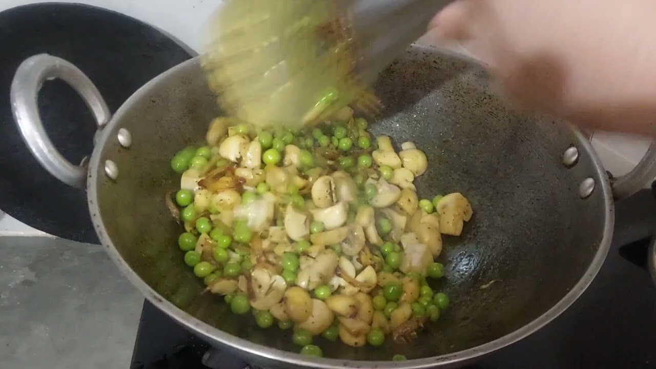 Matar mushroom 🍄 😋 👌 