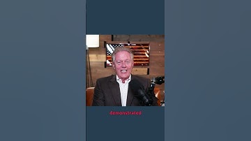 Is Elizabeth Warren the Center of the Democratic Party? #democrats #shorts