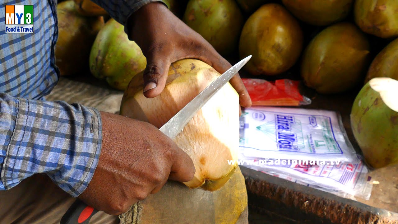 Coconut Cutting | Kalmboli Bus Stop | MUMBAI STREET FOOD | HEALTHY STREET FOODS street food