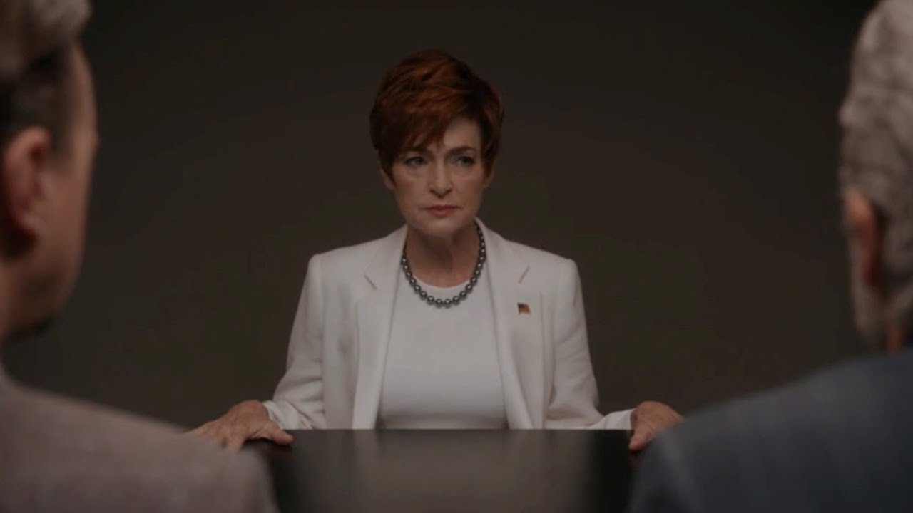 NCIS 20x07 (5) McGee and Parker interrogate the SecNav YouTube