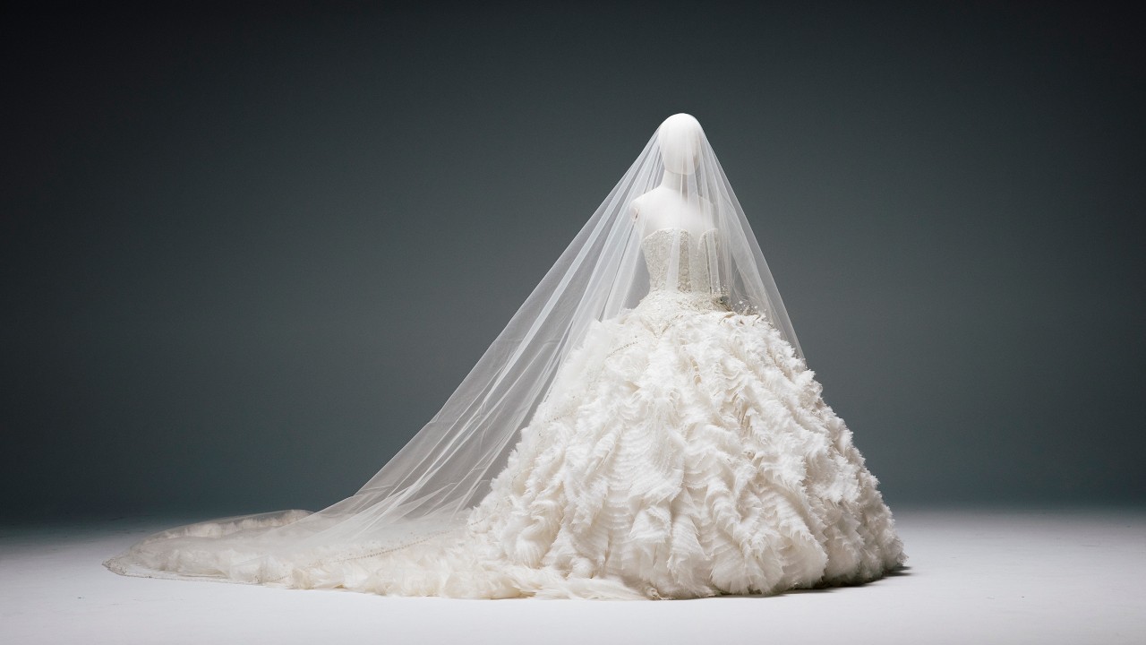 alexander mcqueen wedding dress Seven Dresses, One NWT Cashmere Brandon Maxwell Color:Multi/Nude vintage alexander mcqueen wedding dress Color Name:BLACK-NUDE