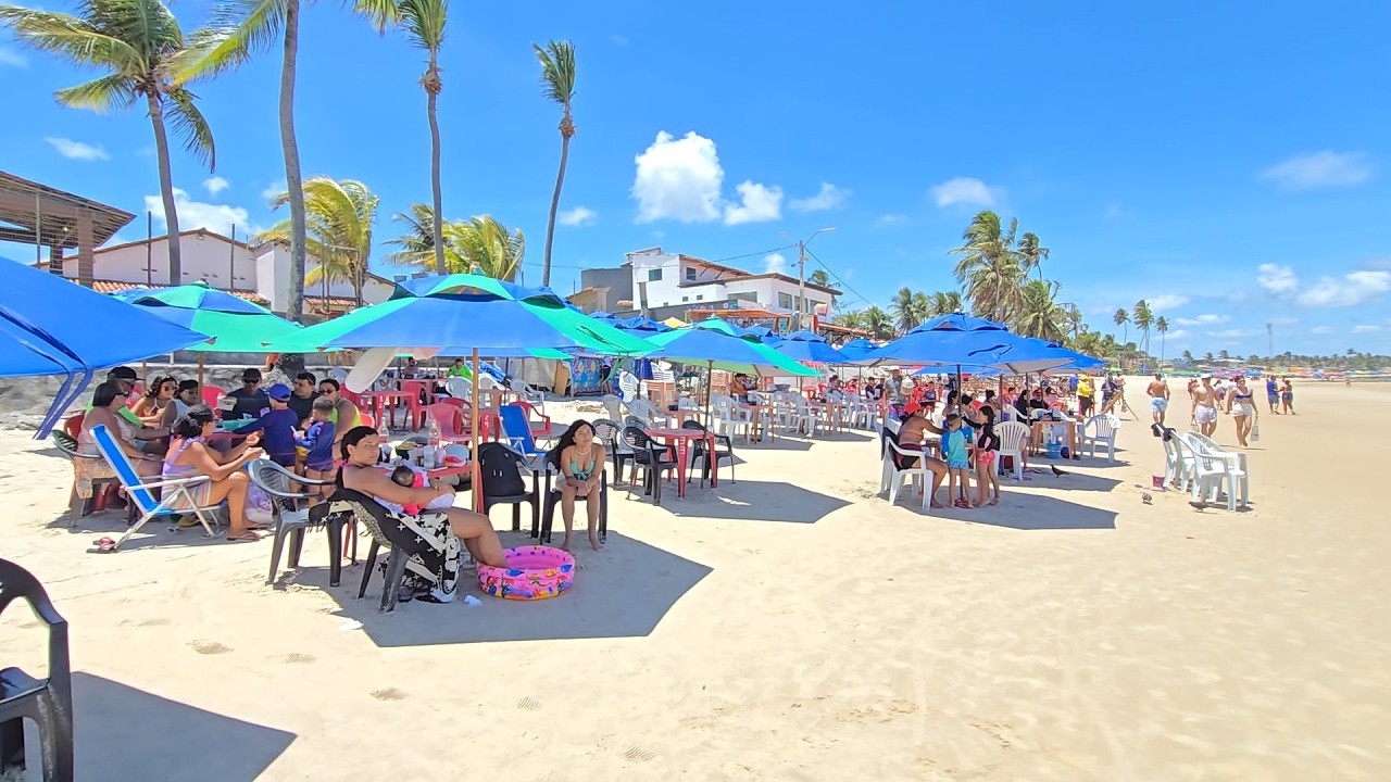 Praia de Gaibu Orla marítima Cabo de Santo Agostinho 8 de Novembro 2025 Pernambuco Brazil