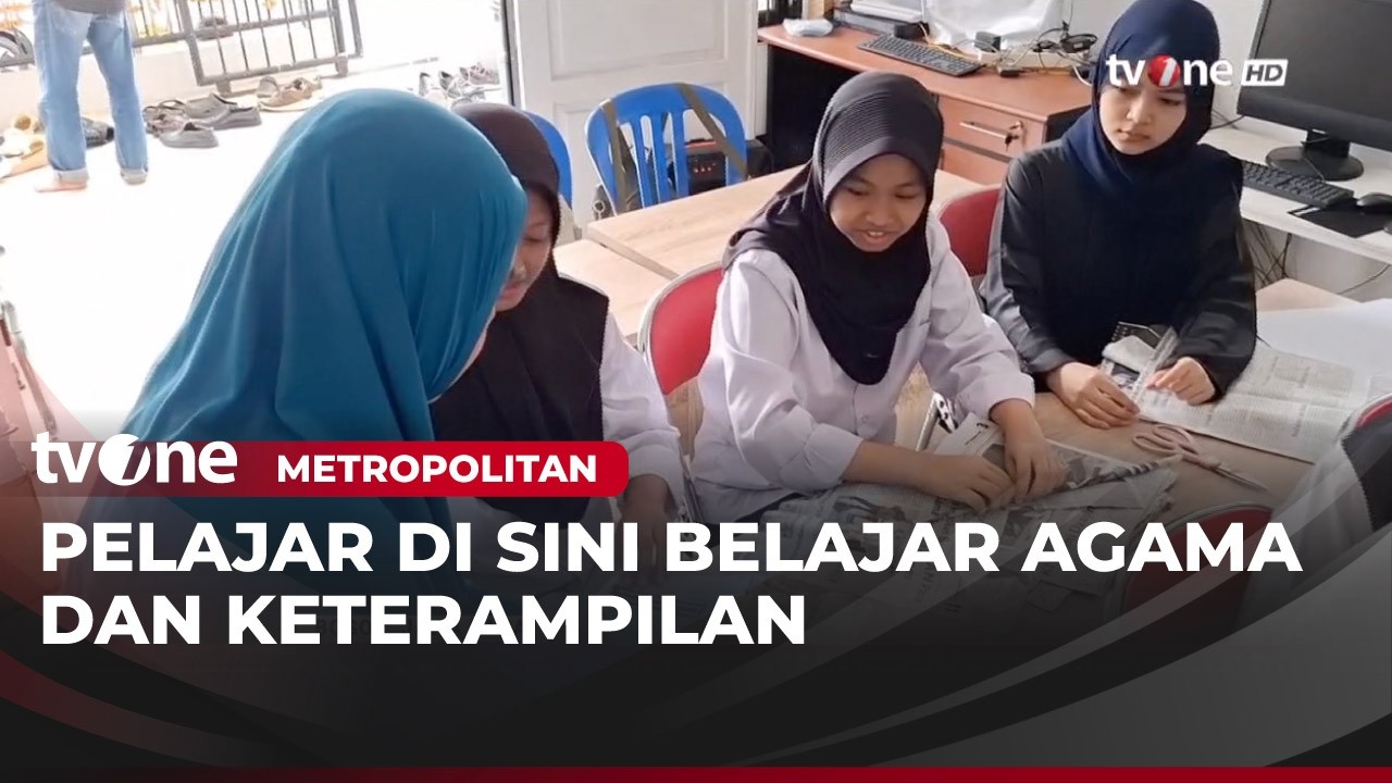 Siswa Mengikuti Pesantren Kilat Belajar Pengetahuan Agama dan Kterampilan | Metropolitan