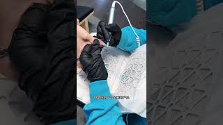how to use the foldable 130° nail dust collector