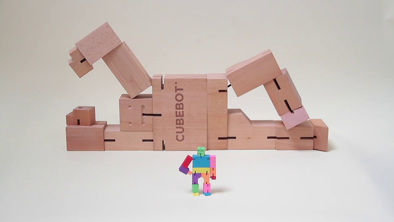 Cubebot Pequeño AREAWARE - YouTube