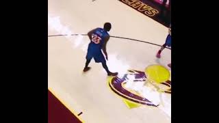 What The World Needs Now Is A Cavs Vs. Warriors Regular Season Game Like 2016 Christmas 🎄