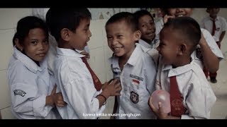 Menembus Gerbang Pendidikan - Film Dokumenter Karya Mahasiswa Universitas Fajar Makassar