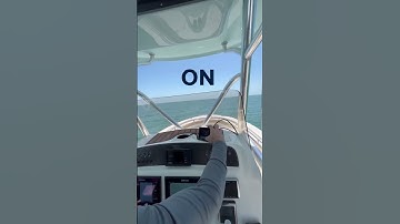 Pioneer 220 Bay Sport | Seakeeper Ride On/Off Comparison