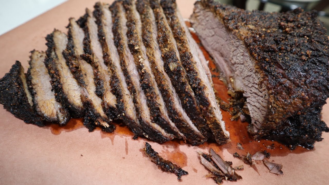 ГРУДИНКА, ЗАПЕЧЕННАЯ В ДУХОВКЕ. Этот отруб берётся с грудной части коровы.