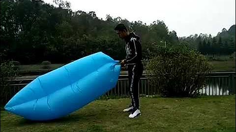 Inflatable sleeping bag