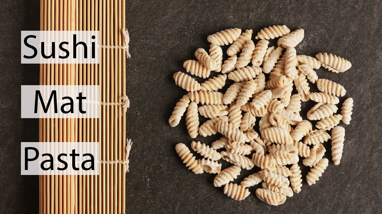 Cavatelli with Mushroom Sauce (or How to Make Pasta with a Sushi Mat