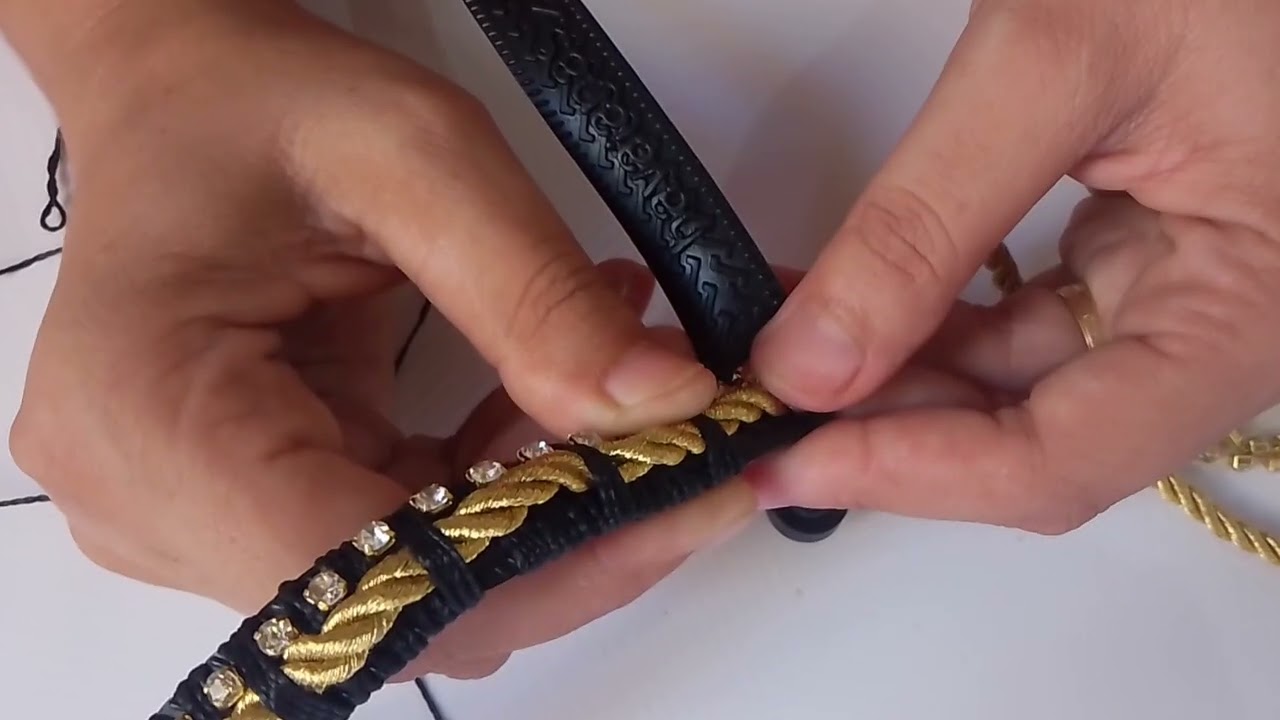 Como fazer chinelo com strass e cordão