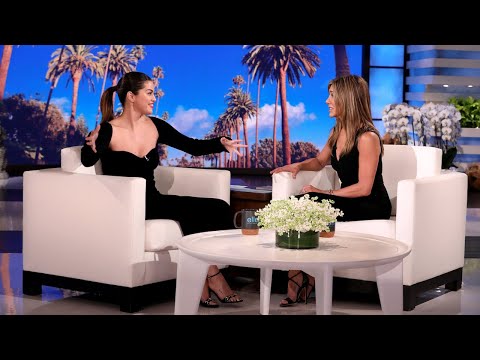 Major 'Friends' Fan Selena Gomez Gushes Over Jennifer Aniston