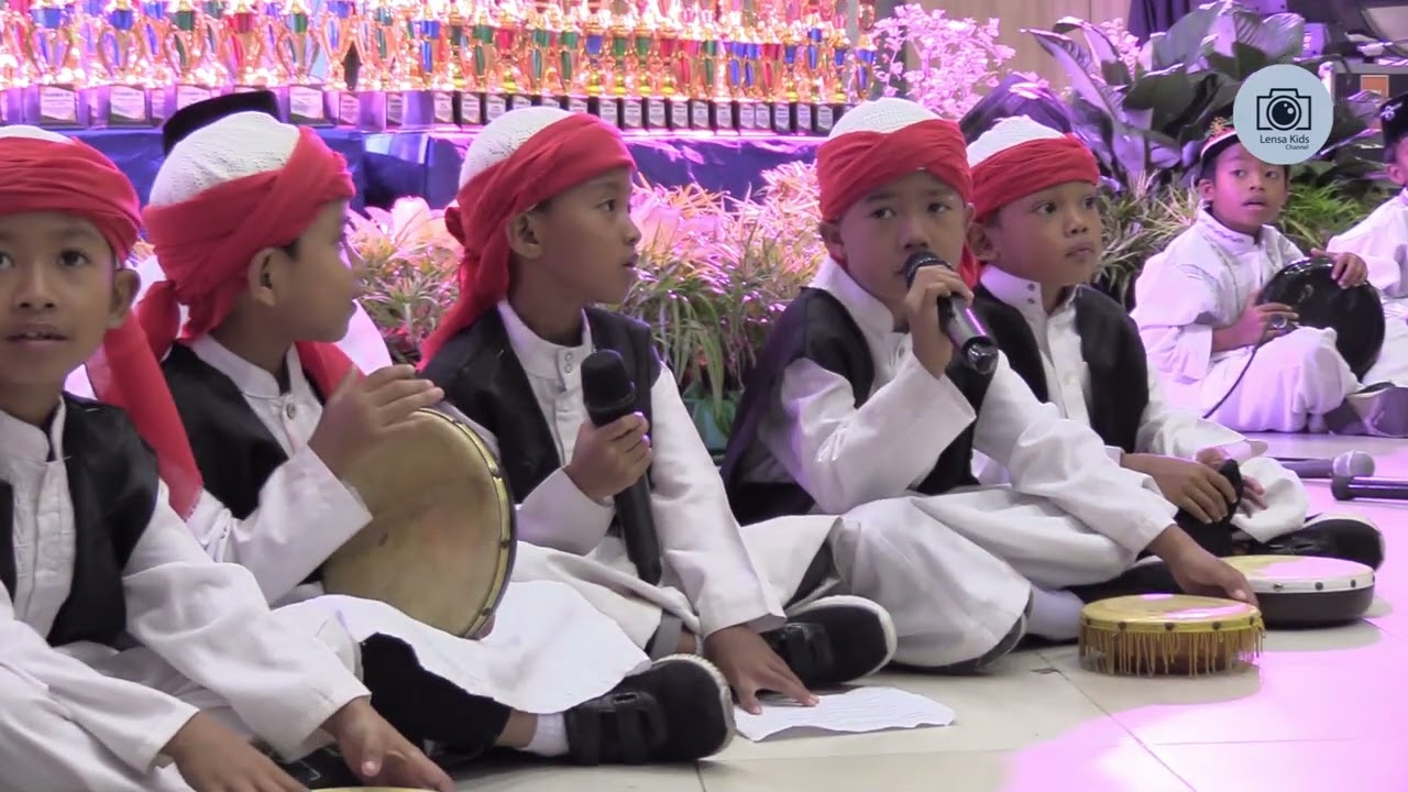 SANTRI TPQ MANHALUL HIKMAH BABAKAN DI PEMBUKAAN FASI XII TINGKAT KOTA MATARAM 2024