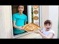 عبود فتح مطعم بيتزا في بيتنا | Pizza restaurant at home￼