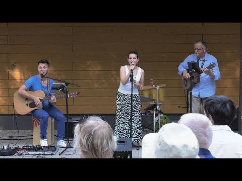 KOLEJNY KONCERT W BIELAWSKIM PARKU - A.M.A. TRIO