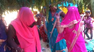 गांव की खूबसूरत महिलाओं का सुपरहिट कमरतोड़ देसी बैंड बाजा#bagheli band baja dance kk youtuber